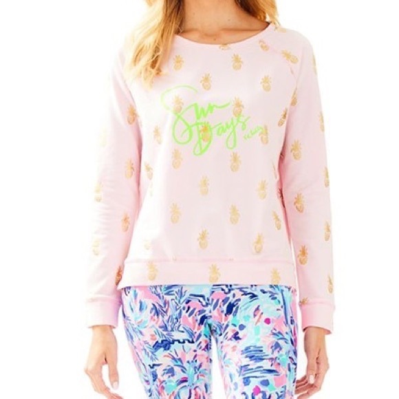 Lilly Pulitzer Tops - Lilly Pulitzer Size XS Brayden “Sun Daze” sweatshirt ☀️ 🍍